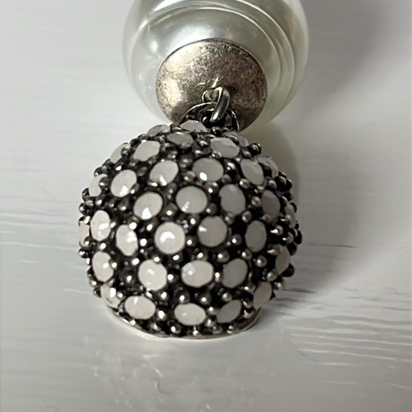 Don Caster Vintage Earrings Faux Pearl Dangle Silver Tone Clip Earrings - Picture 6 of 8